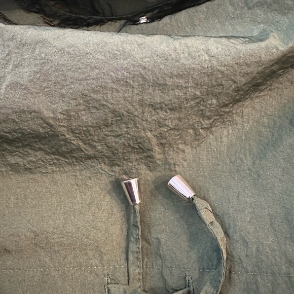 CISONO LA Cropped Hooded Starter Windbreaker Green Neutral Tone Jacket, Large - Picture 9 of 12